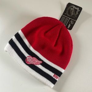 NWT Detroit Red Wings Face Off Beanie by Reebok